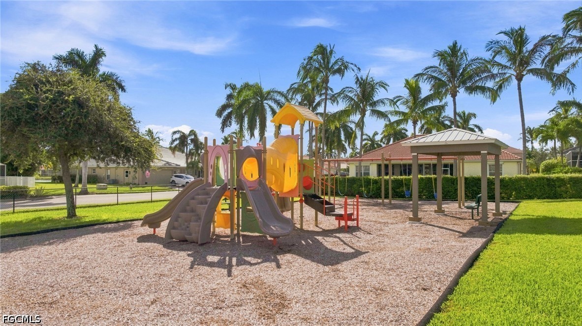 4 Bed Pool Home for Sale in Reflection Lakes, photo 29