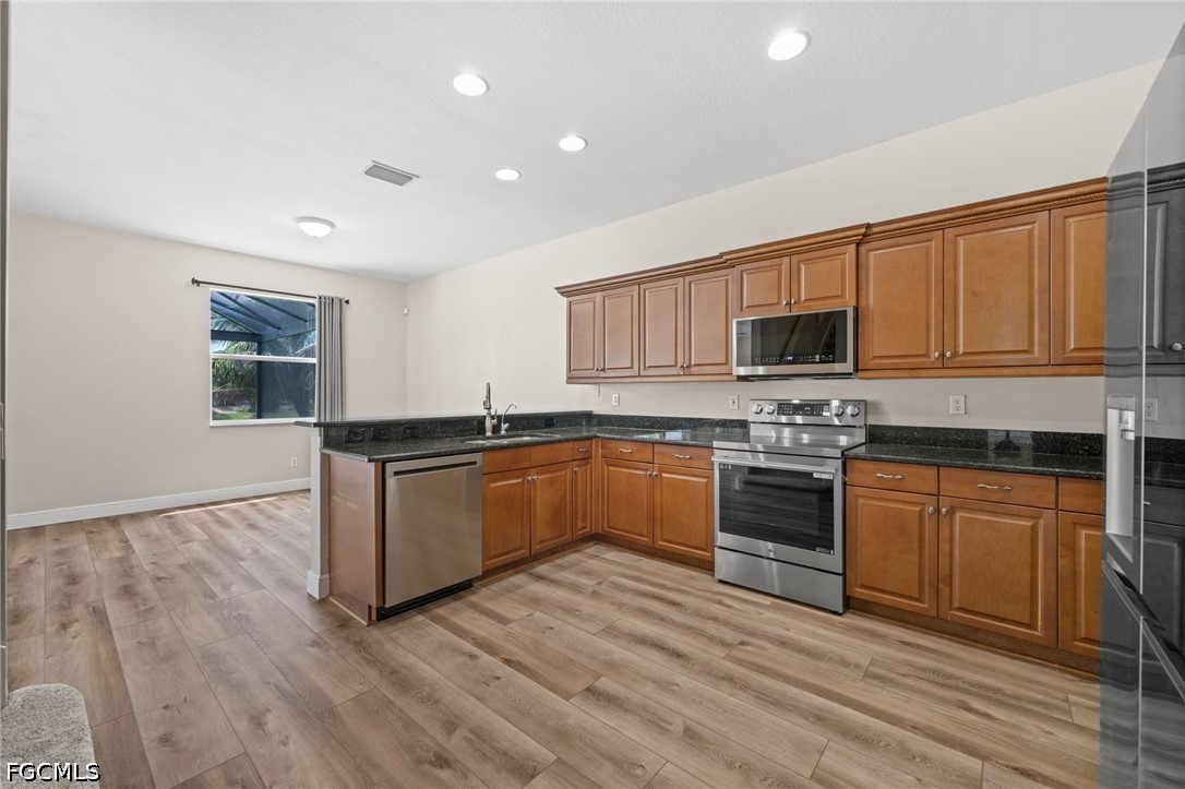 4 Bed Pool Home for Sale in Cape Coral, photo 29