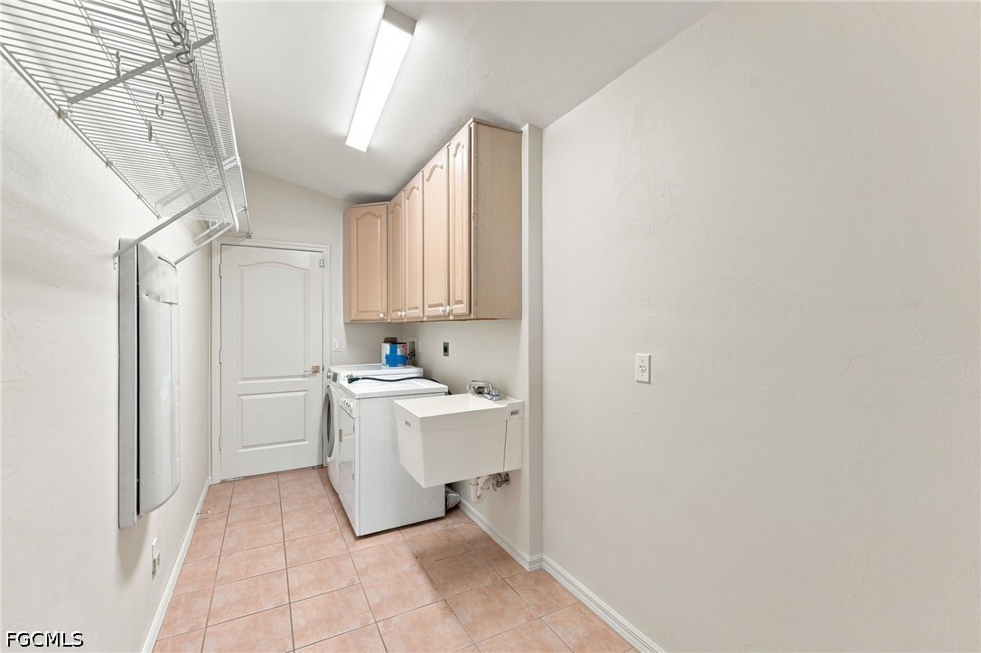 3 Bed Pool Home for Sale in North Fort Myers, photo 29