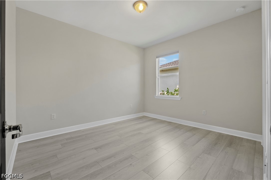 3 Bed Pool Home for Sale in Parkside, photo 29