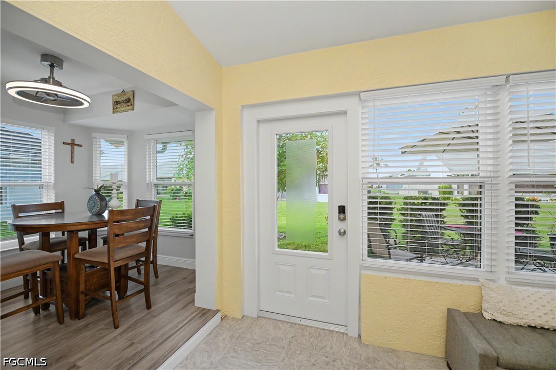 2 Bed SingleFamilyResidence for Sale in North Fort Myers, photo 29