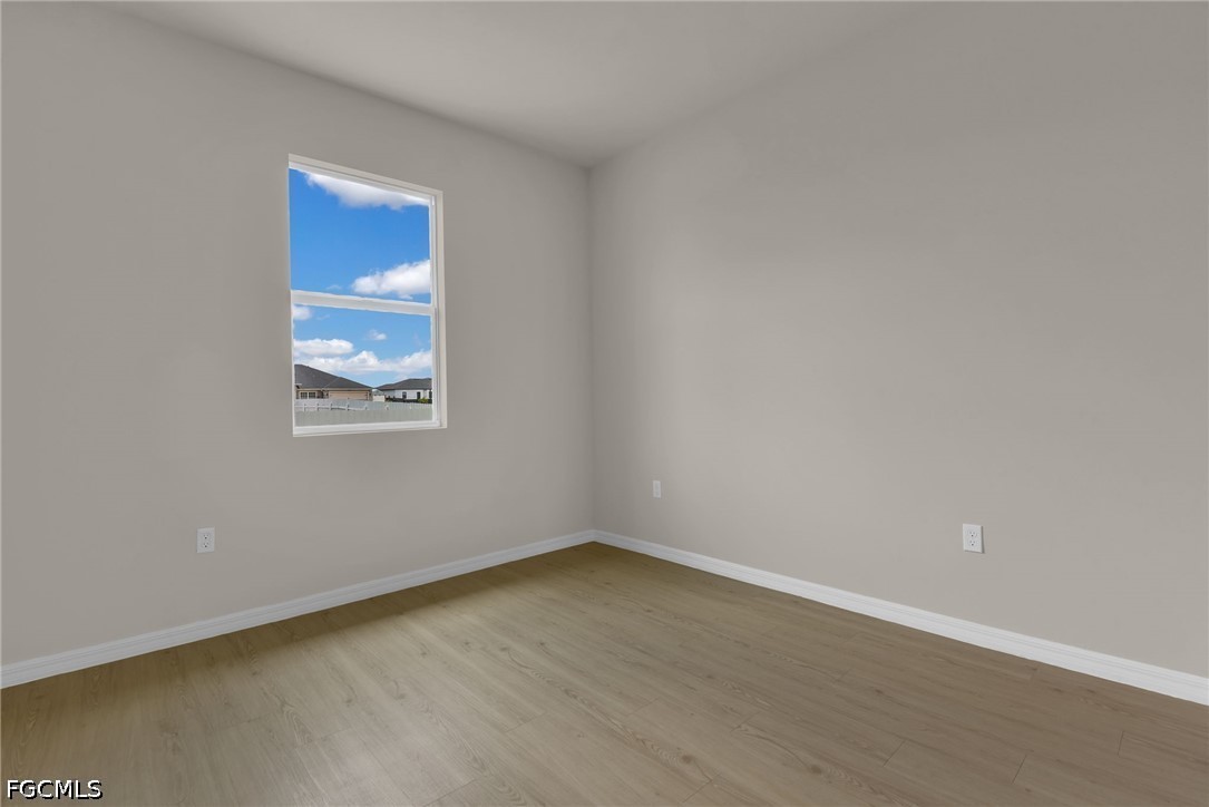 4 Bed SingleFamilyResidence for Sale in Cape Coral, photo 29
