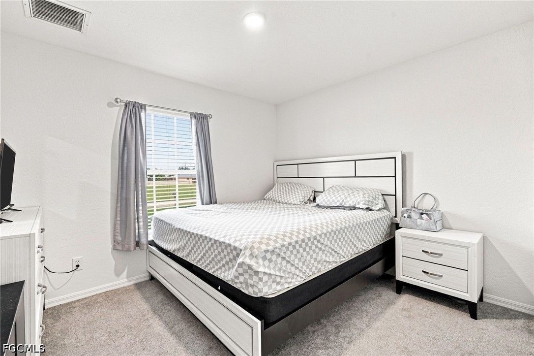 3 Bed SingleFamilyResidence for Sale in Cape Coral, photo 29