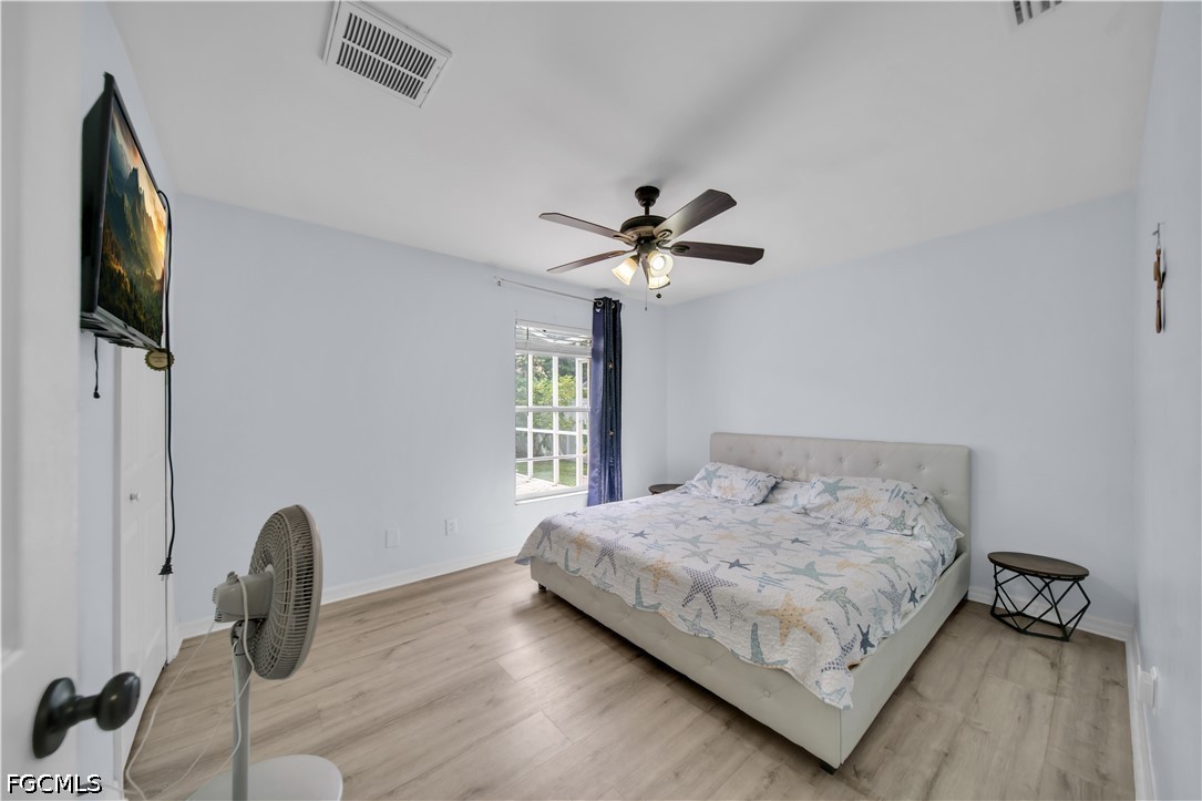 3 Bed Pool Home for Sale in Cape Coral, photo 29