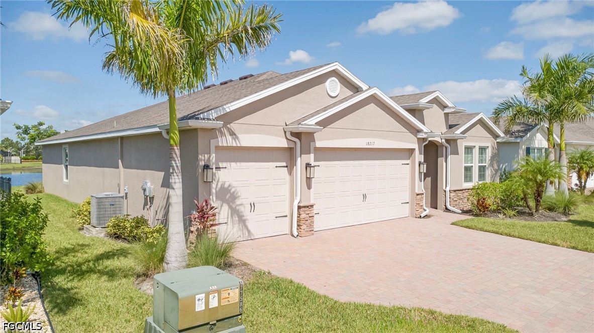 3 Bed Waterfront Home for Sale in Brightwater Lagoon, photo 29