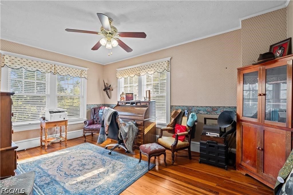 5 Bed Pool Home for Sale in Riverside, photo 29