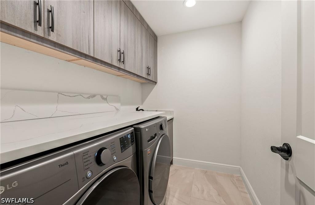 3 Bed Pool Home for Sale in Kings Lake, photo 29