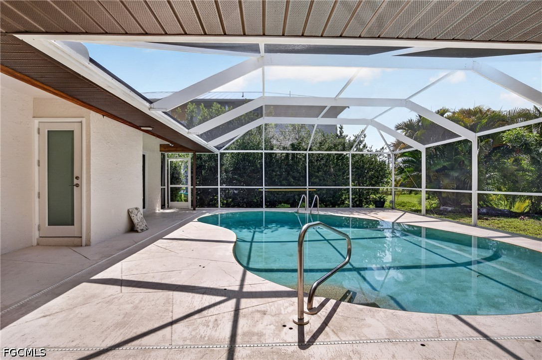 3 Bed Pool Home for Sale in Fort Myers, photo 29