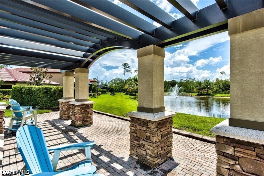 4 Bed SingleFamilyResidence for Sale in Naples, photo 29