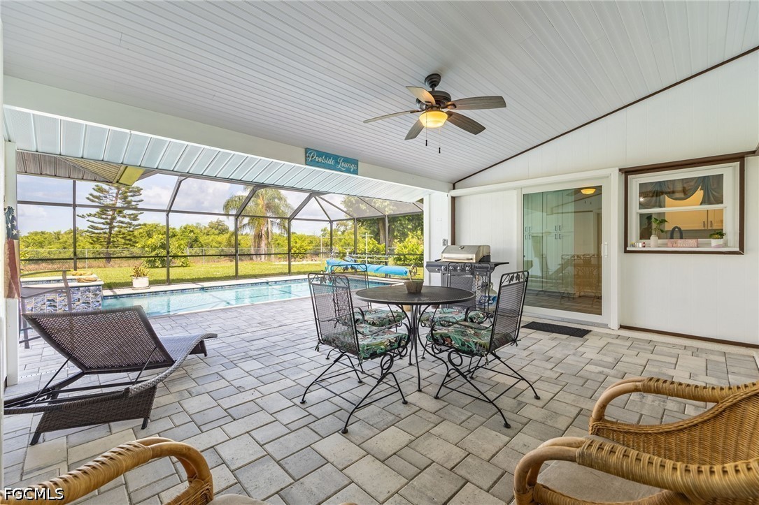 2 Bed Pool Home for Sale in Cape Coral, photo 29