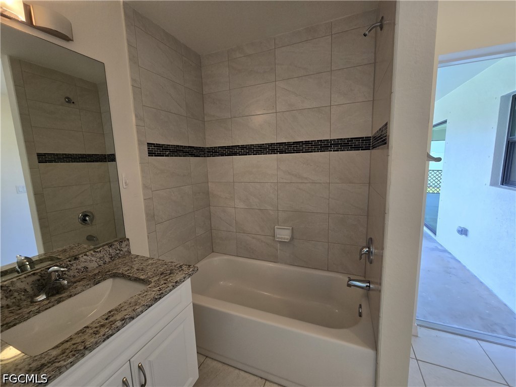 4 Bed Waterfront Home for Sale in Cape Coral, photo 29