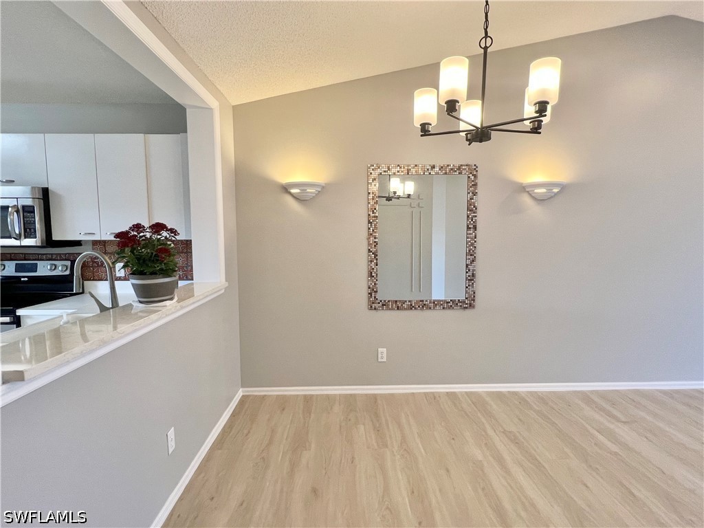 2 Bed Condominium for Sale in Naples, photo 29