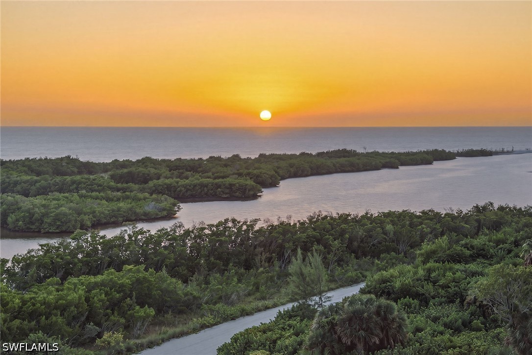2 Bed Waterfront Home for Sale in Marco Island, photo 29
