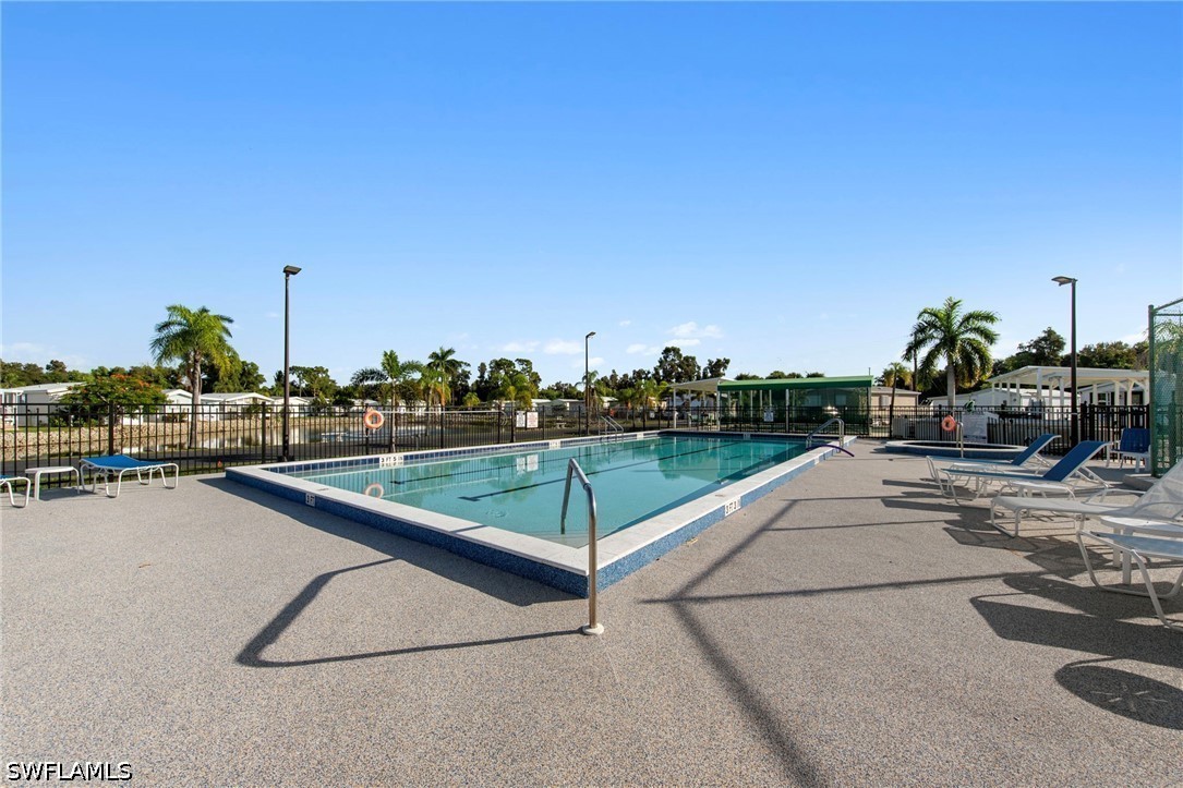 1 Bed ManufacturedHome for Sale in Estero, photo 29
