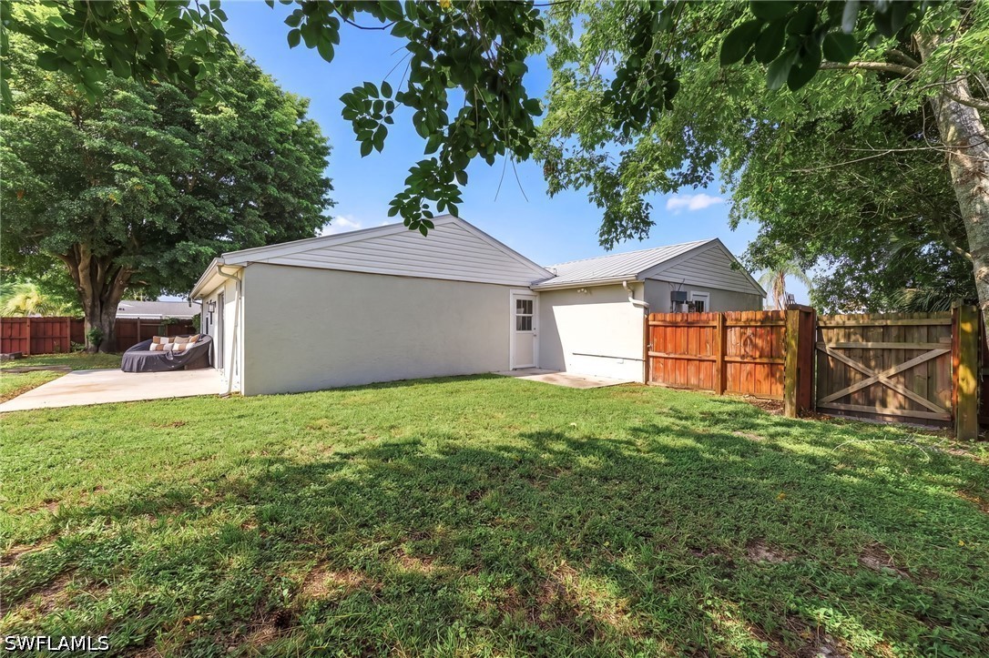 3 Bed SingleFamilyResidence for Sale in San Carlos Park, photo 29