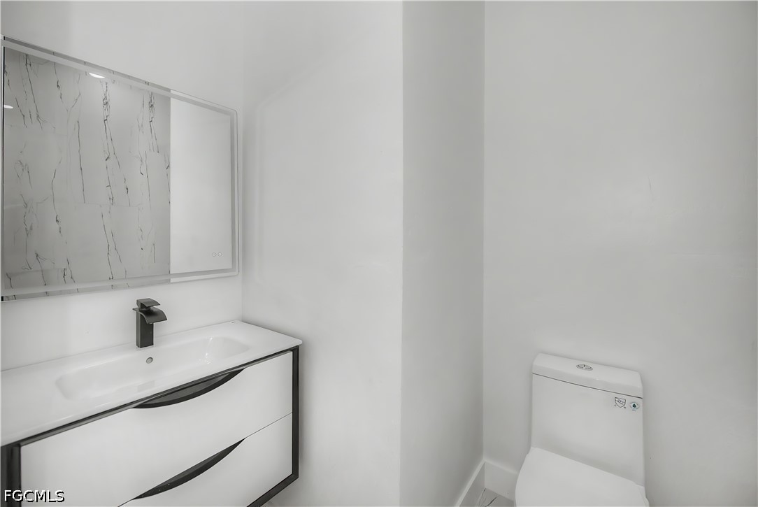 3 Bed SingleFamilyResidence for Sale in Lehigh Acres, photo 29