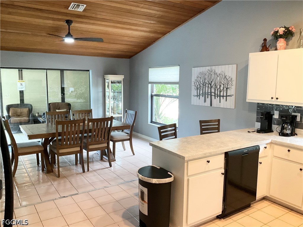 3 Bed Pool Home for Sale in Cape Coral, photo 29