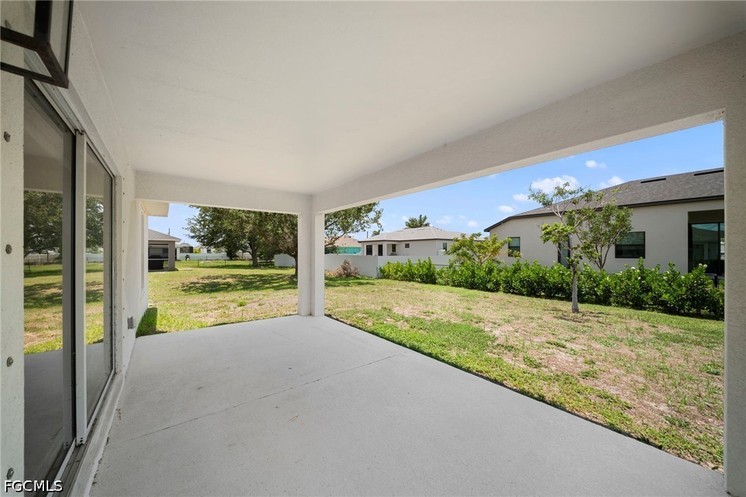 4 Bed SingleFamilyResidence for Sale in Cape Coral, photo 29