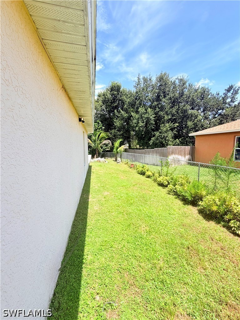 3 Bed Pool Home for Sale in Lehigh Acres, photo 29