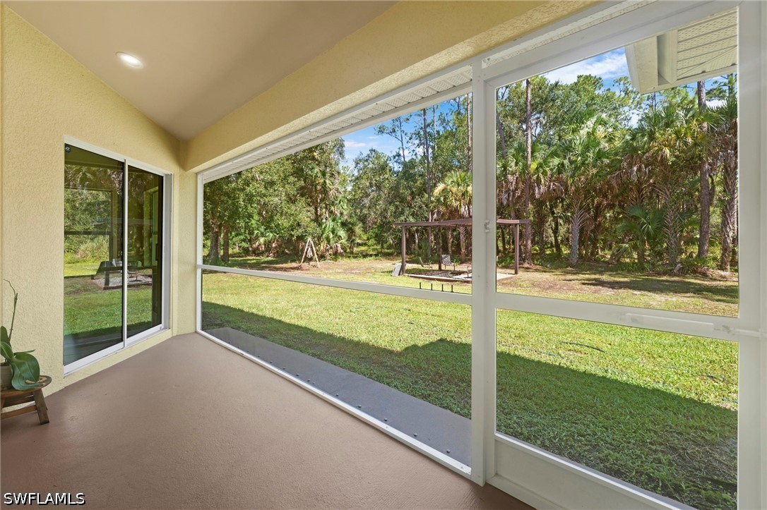 3 Bed SingleFamilyResidence for Sale in Naples, photo 29