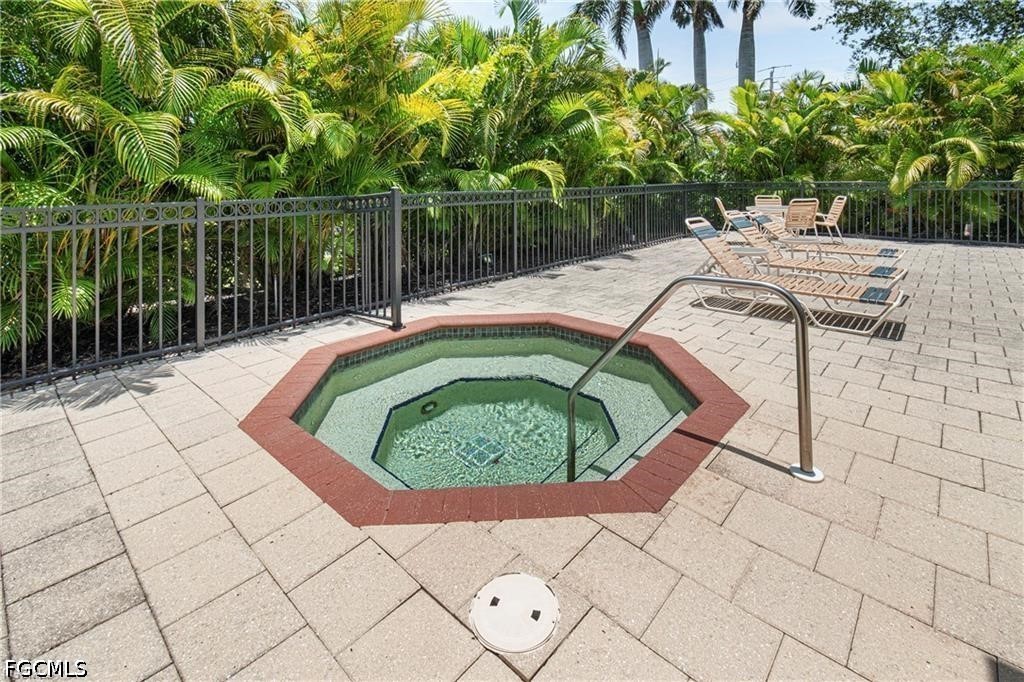 3 Bed Waterfront Home for Sale in Fort Myers, photo 29