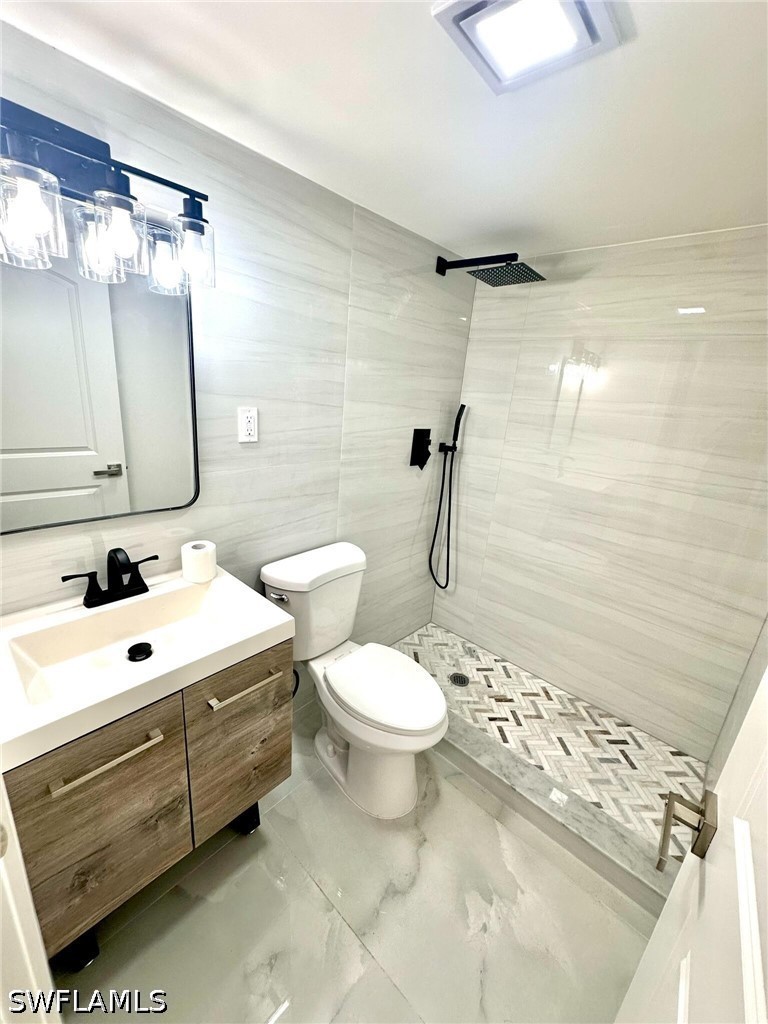 3 Bed SingleFamilyResidence for Sale in Naples, photo 29