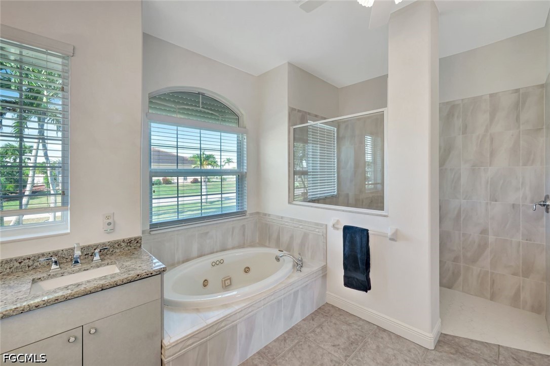 3 Bed Pool Home for Sale in Cape Coral, photo 29