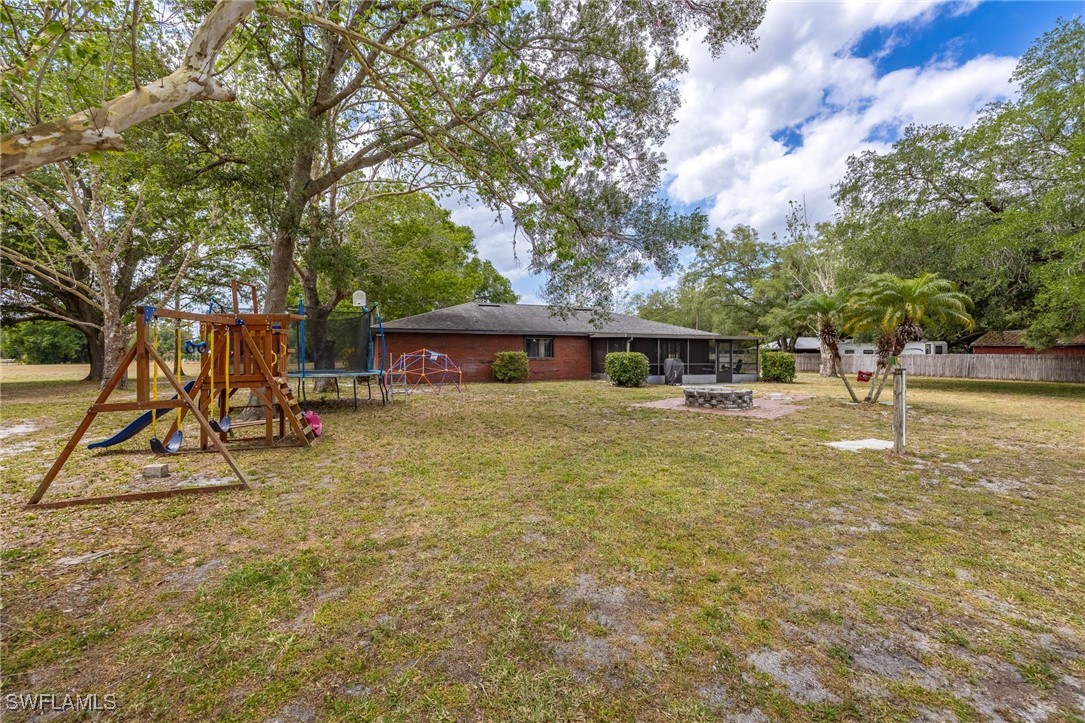 3 Bed SingleFamilyResidence for Sale in Fort Denaud, photo 30