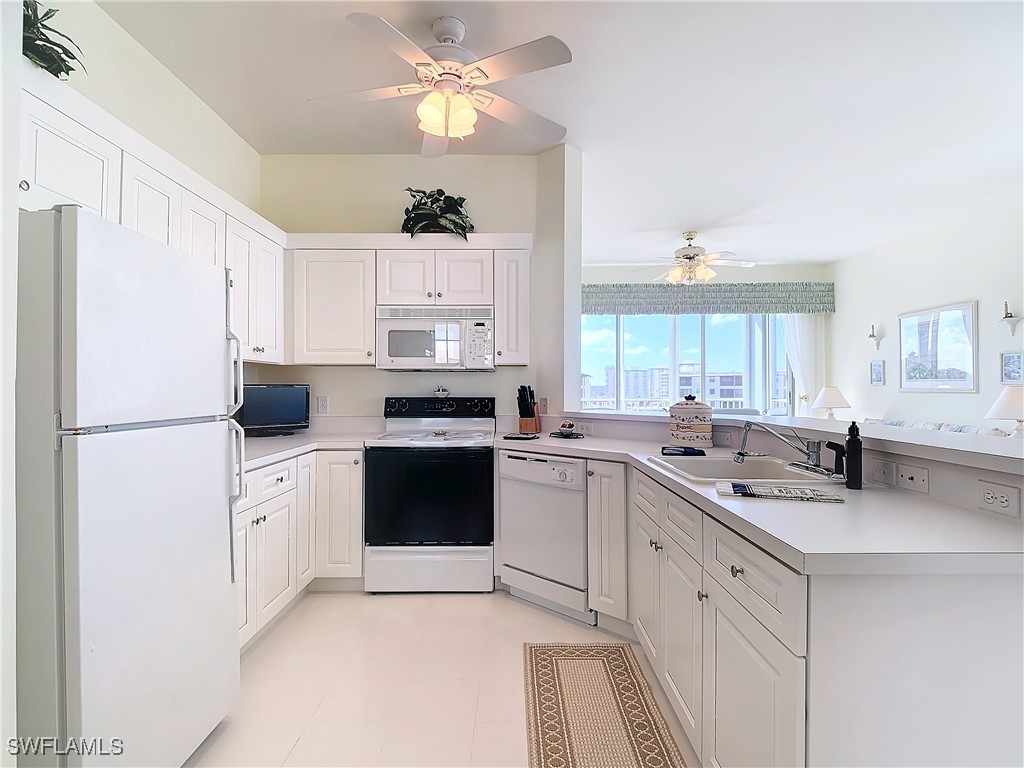 2 Bed Condominium for Sale in Fort Myers Beach, photo 30