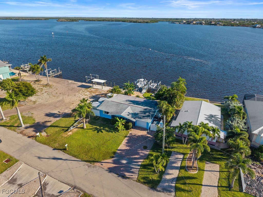 3 Bed Waterfront Home for Sale in Matlacha, photo 30