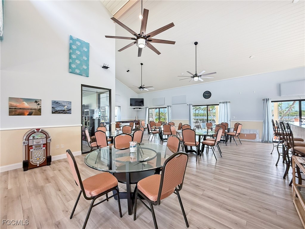 2 Bed Waterfront Home for Sale in North Fort Myers, photo 30