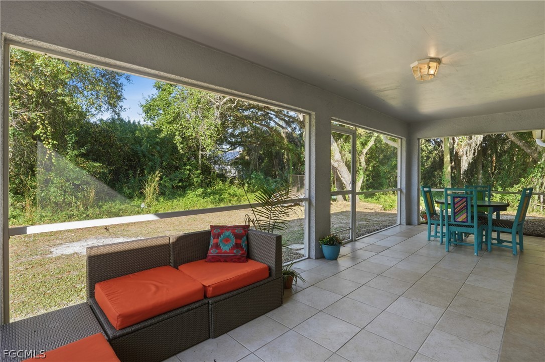 3 Bed SingleFamilyResidence for Sale in Port Labelle, photo 30