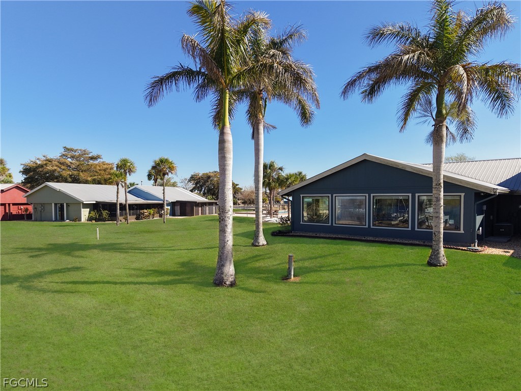2 Bed Waterfront Home for Sale in Labelle, photo 30