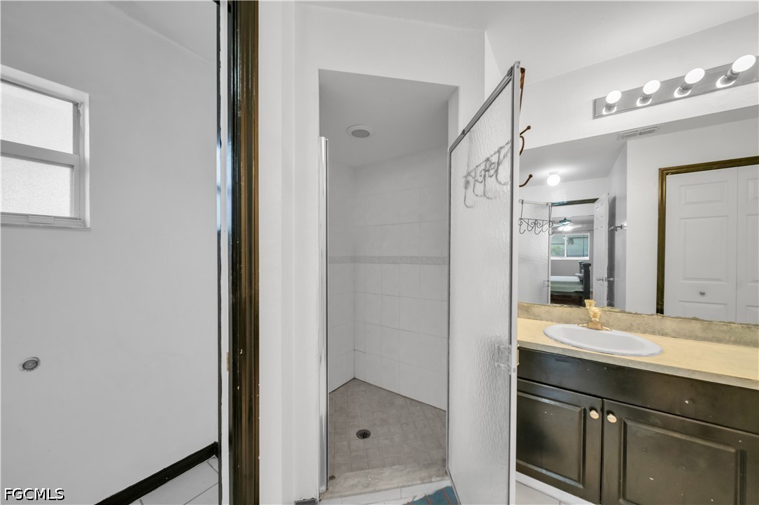 4 Bed SingleFamilyResidence for Sale in Cape Coral, photo 30