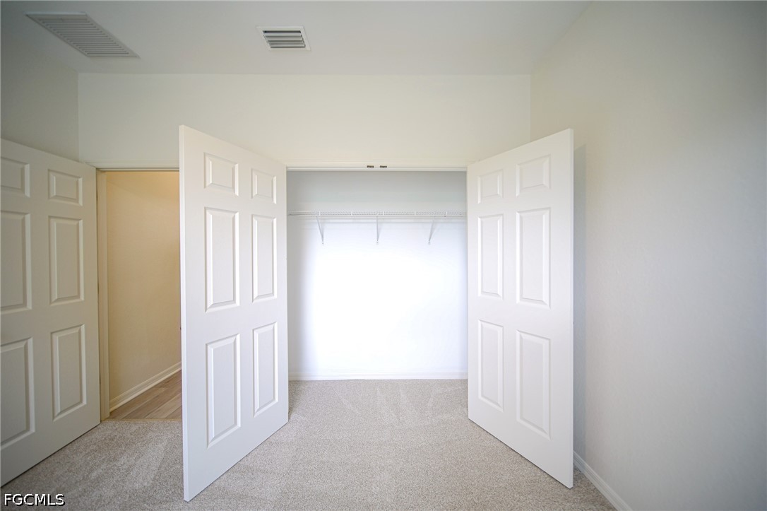4 Bed SingleFamilyResidence for Sale in Danforth Lakes, photo 30