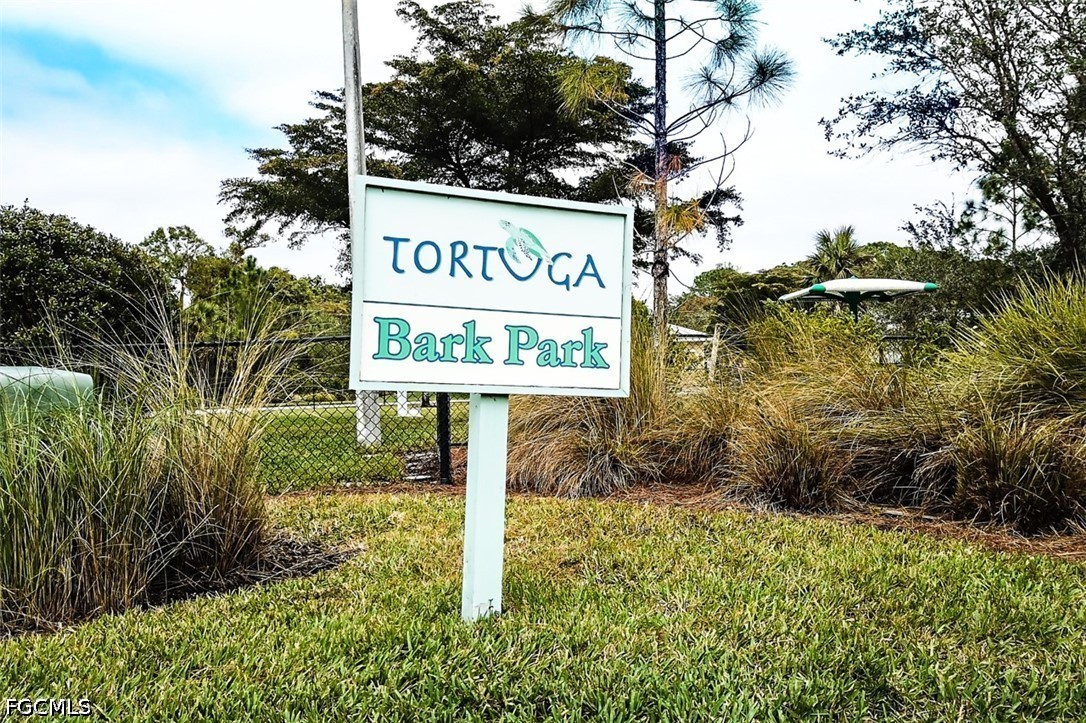 2 Bed Waterfront Home for Sale in Fort Myers, photo 30