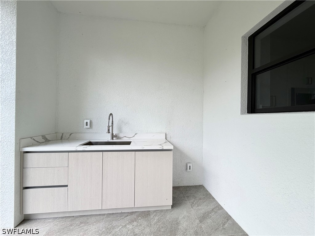 4 Bed SingleFamilyResidence for Sale in Naples, photo 30