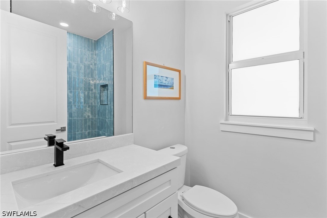 4 Bed SingleFamilyResidence for Sale in Naples, photo 30