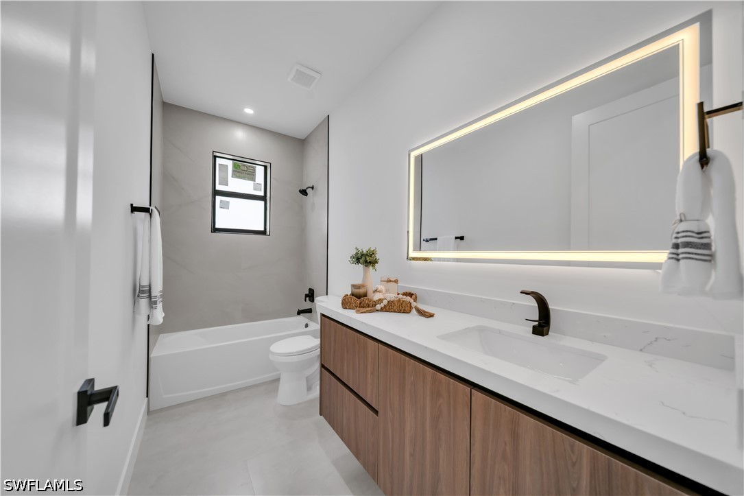 4 Bed SingleFamilyResidence for Sale in Lehigh Acres, photo 30
