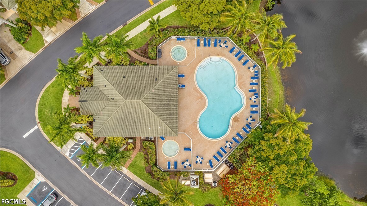 2 Bed Waterfront Home for Sale in Fort Myers, photo 30