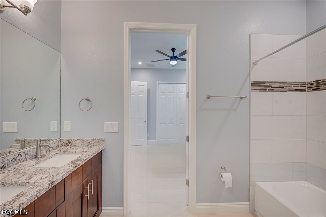4 Bed SingleFamilyResidence for Sale in Lehigh Acres, photo 30
