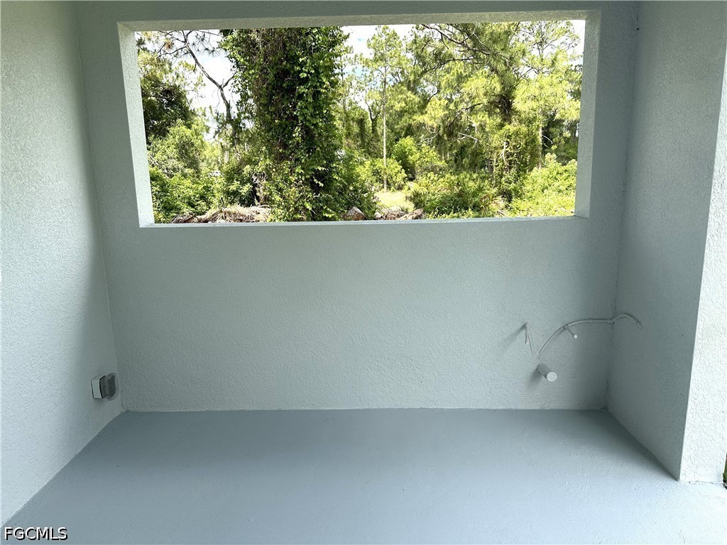 3 Bed SingleFamilyResidence for Sale in Lehigh Acres, photo 30