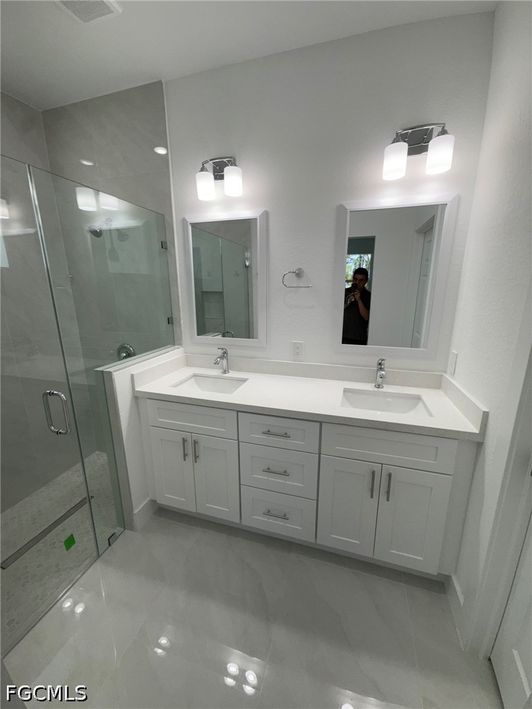 3 Bed SingleFamilyResidence for Sale in Lehigh Acres, photo 30
