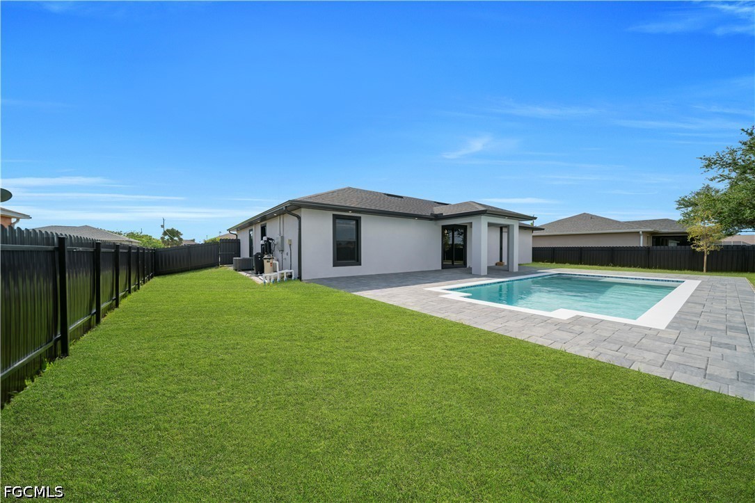 3 Bed Pool Home for Sale in Cape Coral, photo 30