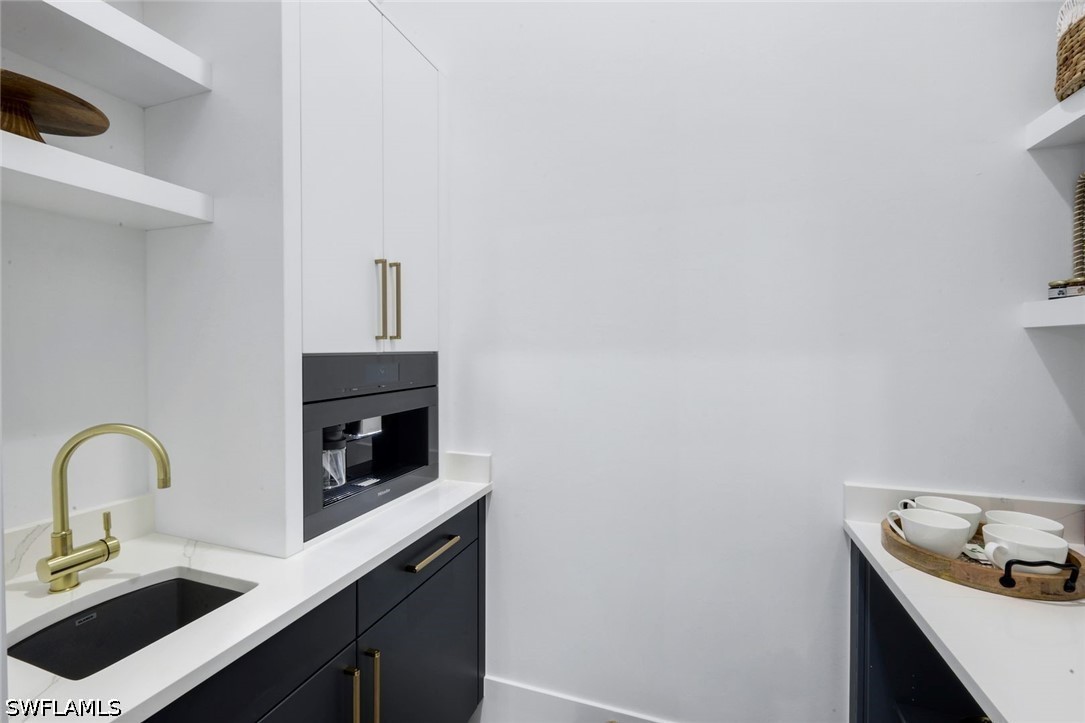 4 Bed SingleFamilyResidence for Sale in Naples, photo 30