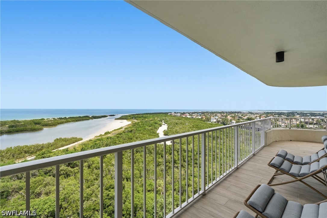 2 Bed Waterfront Home for Sale in Marco Island, photo 30