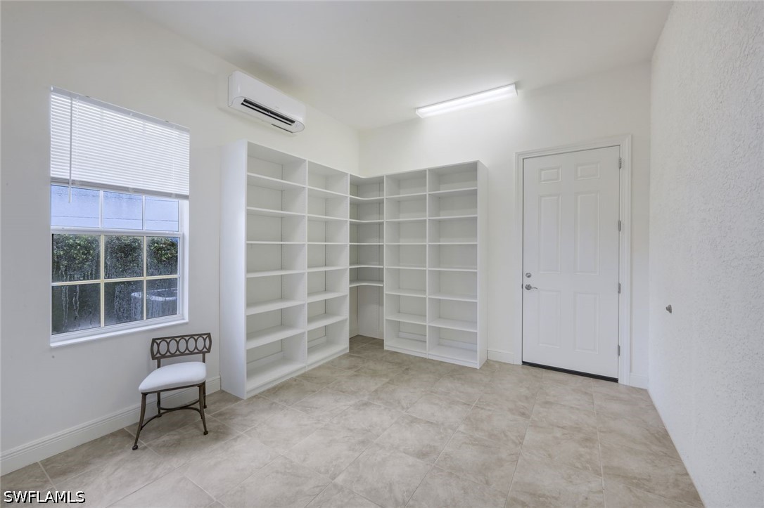 3 Bed Waterfront Home for Sale in Naples, photo 30