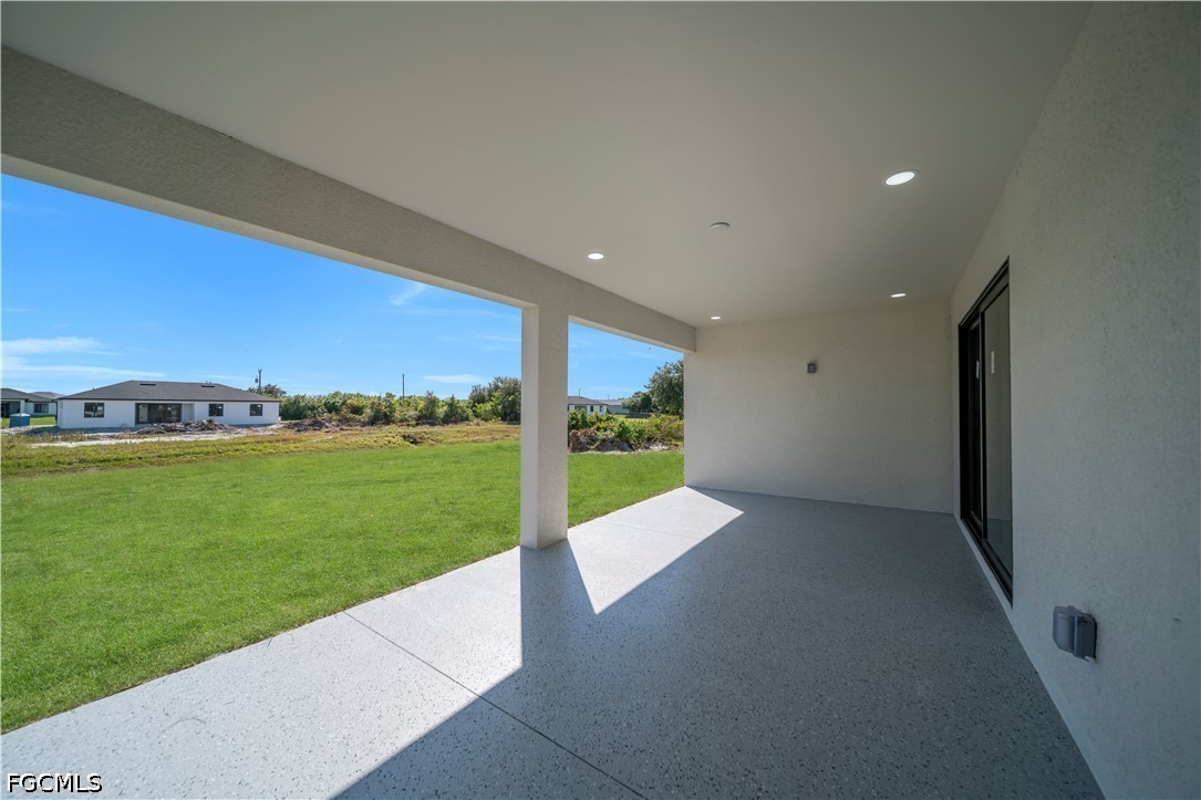 3 Bed SingleFamilyResidence for Sale in Lehigh Acres, photo 30
