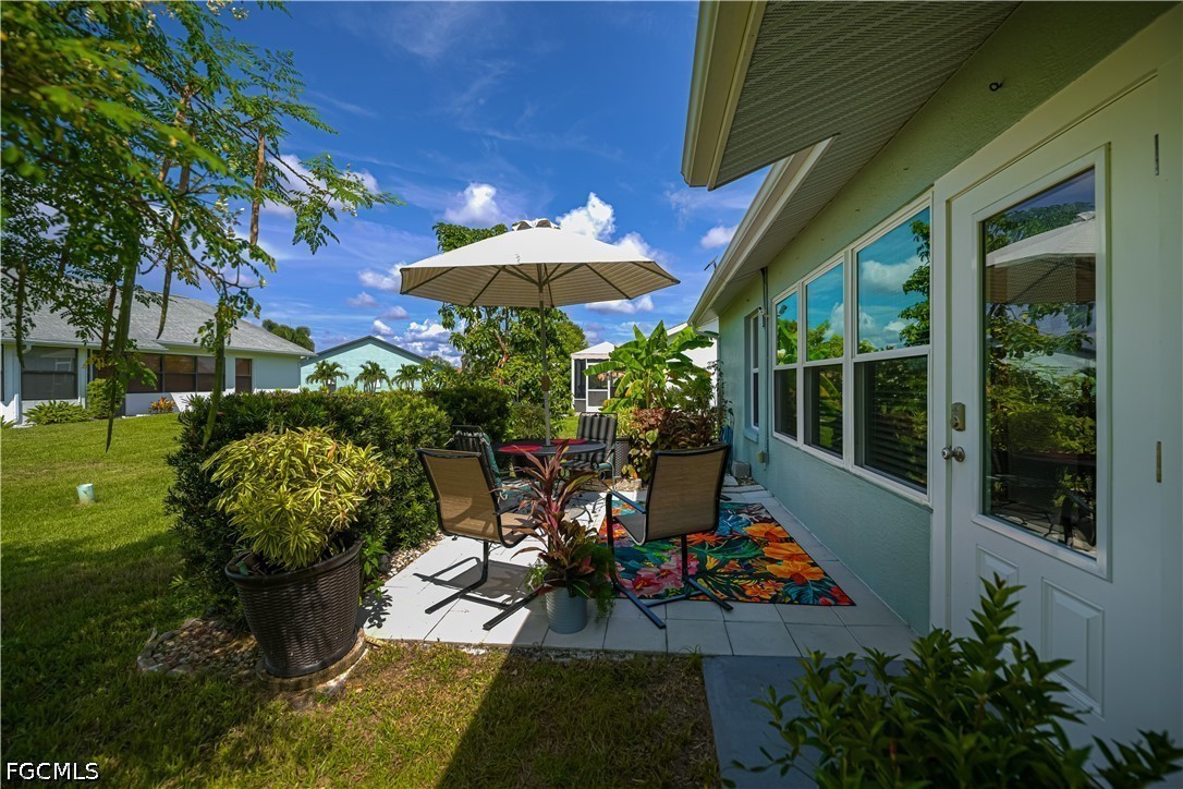 2 Bed SingleFamilyResidence for Sale in North Fort Myers, photo 30
