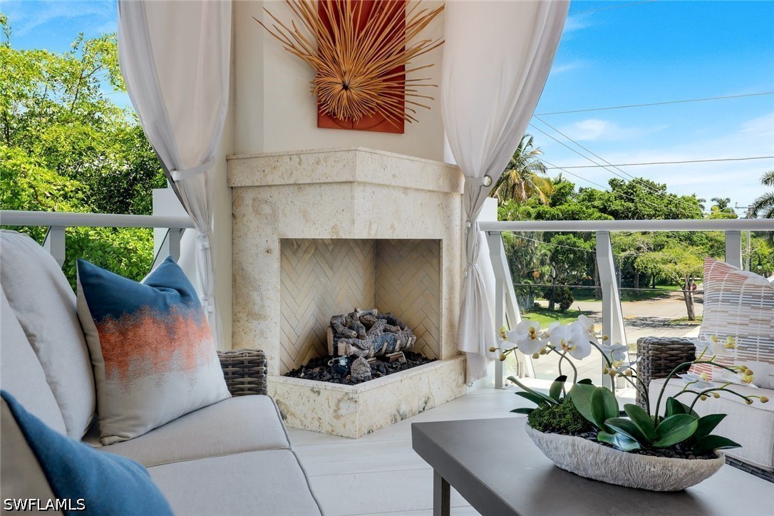 3 Bed Condominium for Sale in 382 Building, photo 30